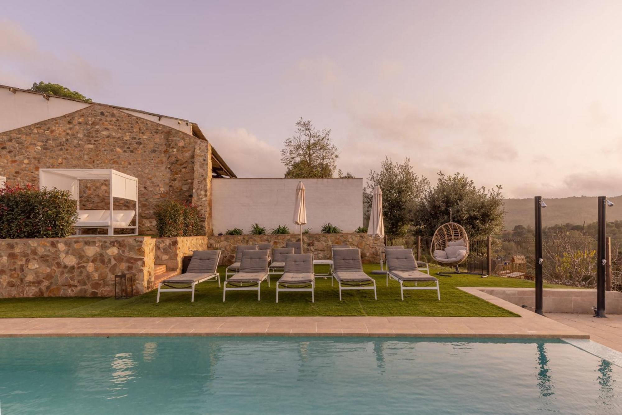 Can Bufi Espectacular Casa Con Piscina Interior Llagostera Dış mekan fotoğraf