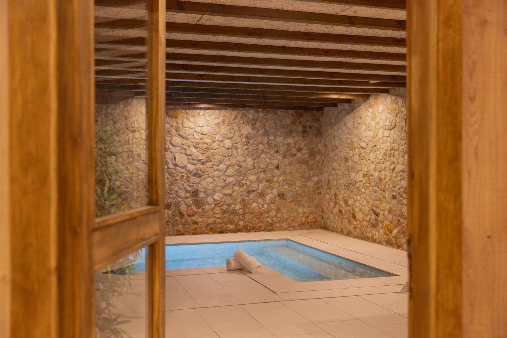 Can Bufi Espectacular Casa Con Piscina Interior Llagostera Dış mekan fotoğraf